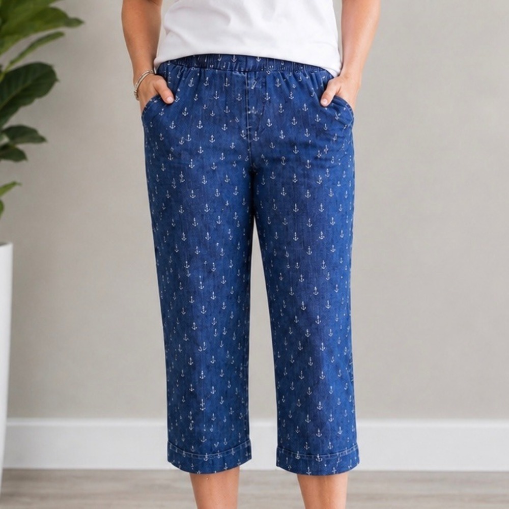 Alfred Dunner Anchor Print Denim Capris Women's Size 10 Pull On Stretch Nautical